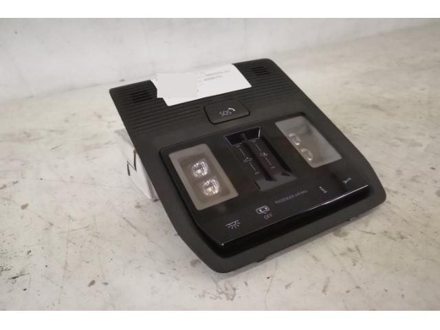 bontott VW GOLF VIII Beltér Világítás Első