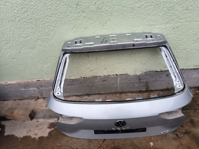 bontott VW GOLF VIII Csomagtérajtó (Részeivel)