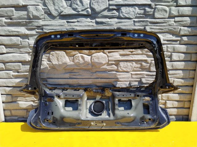 bontott VW GOLF VIII Csomagtérajtó (Üres lemez)