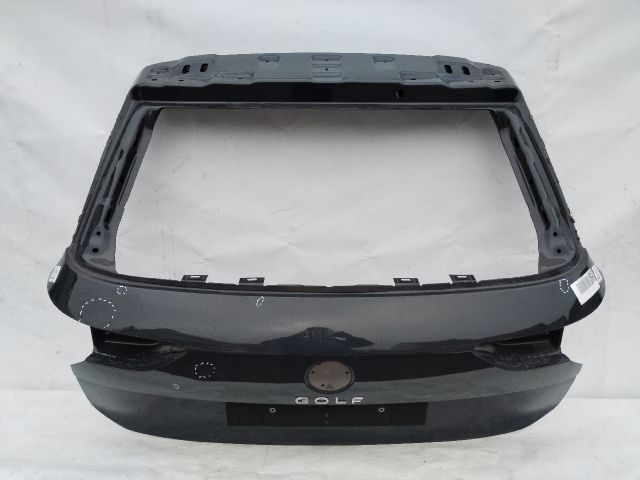 bontott VW GOLF VIII Csomagtérajtó (Üres lemez)