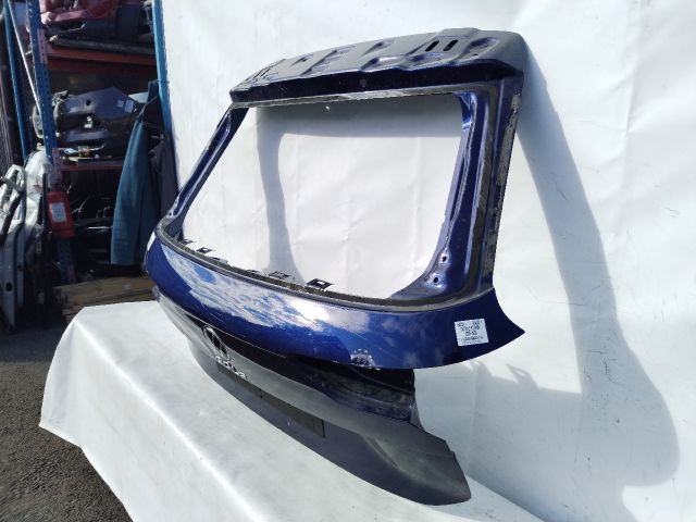 bontott VW GOLF VIII Csomagtérajtó (Üres lemez)