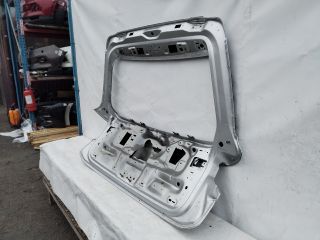 bontott VW GOLF VIII Csomagtérajtó (Üres lemez)