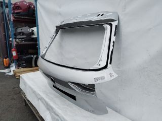 bontott VW GOLF VIII Csomagtérajtó (Üres lemez)