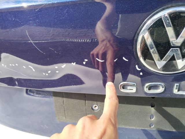 bontott VW GOLF VIII Csomagtérajtó (Üres lemez)