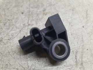 bontott VW GOLF VIII Első Középső Ütközés Érzékelő (Homlokfalon)