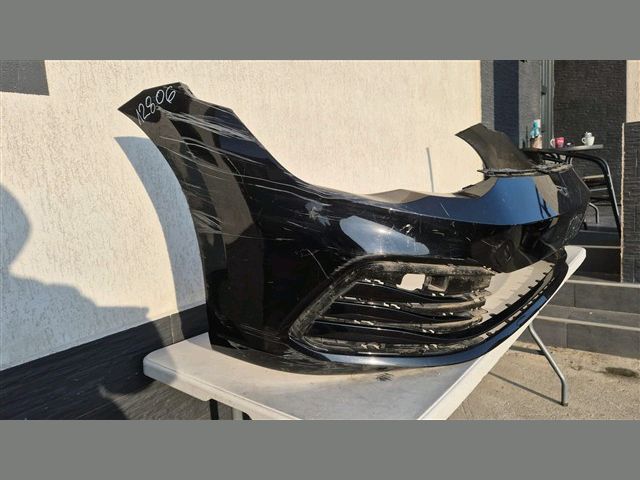 bontott VW GOLF VIII Első Lökhárító (Részeivel)