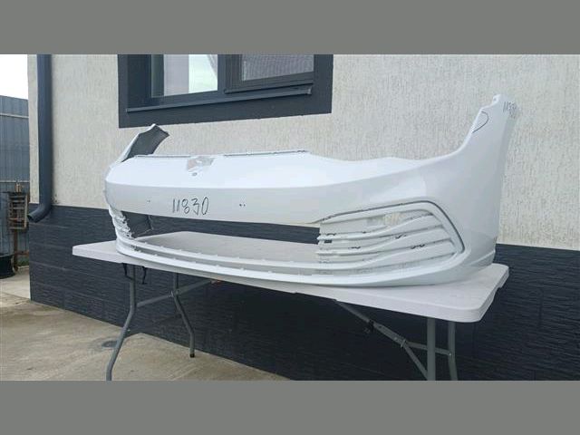 bontott VW GOLF VIII Első Lökhárító (Részeivel)