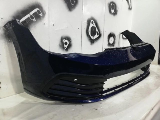 bontott VW GOLF VIII Első Lökhárító (Üresen)