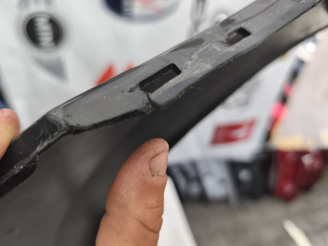 bontott VW GOLF VIII Első Lökhárító (Üresen)