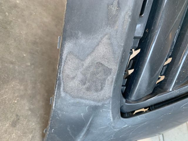 bontott VW GOLF VIII Első Lökhárító (Üresen)