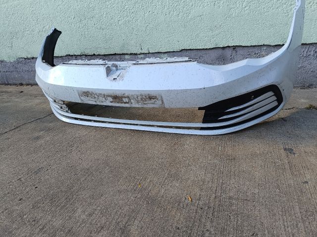 bontott VW GOLF VIII Első Lökhárító (Üresen)