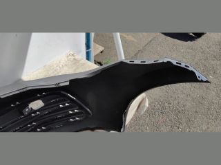 bontott VW GOLF VIII Első Lökhárító (Üresen)