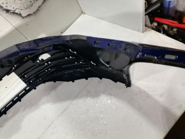 bontott VW GOLF VIII Első Lökhárító (Üresen)