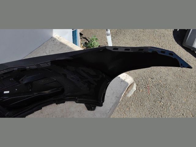 bontott VW GOLF VIII Első Lökhárító (Üresen)