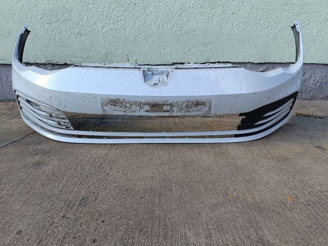 bontott VW GOLF VIII Első Lökhárító (Üresen)