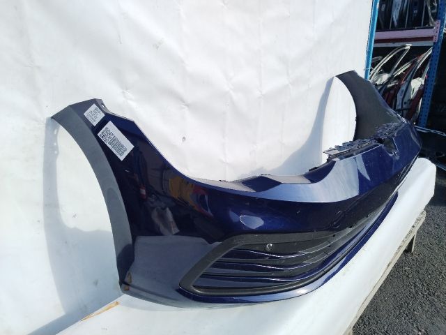 bontott VW GOLF VIII Első Lökhárító (Üresen)