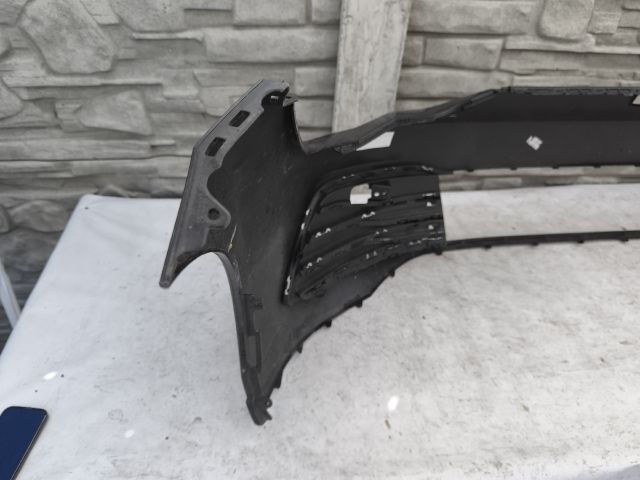 bontott VW GOLF VIII Első Lökhárító (Üresen)