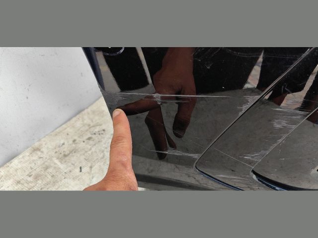 bontott VW GOLF VIII Első Lökhárító (Üresen)