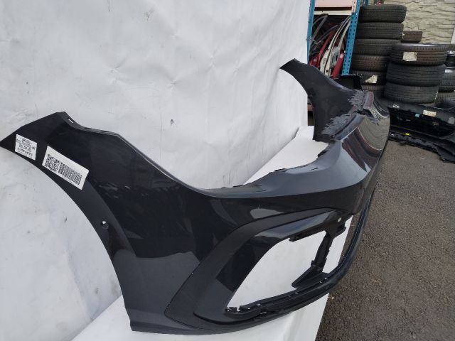 bontott VW GOLF VIII Első Lökhárító (Üresen)