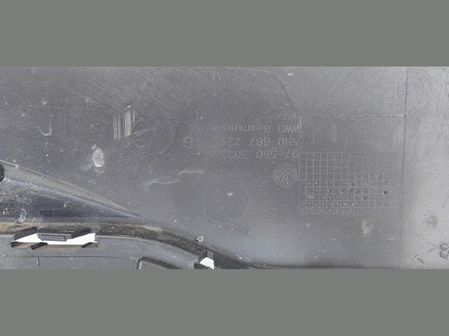 bontott VW GOLF VIII Első Lökhárító (Üresen)