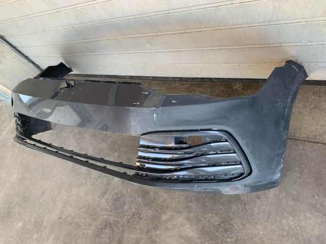 bontott VW GOLF VIII Első Lökhárító (Üresen)