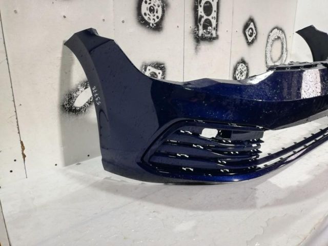 bontott VW GOLF VIII Első Lökhárító (Üresen)