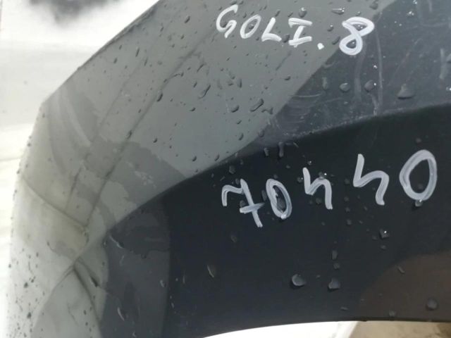 bontott VW GOLF VIII Első Lökhárító (Üresen)