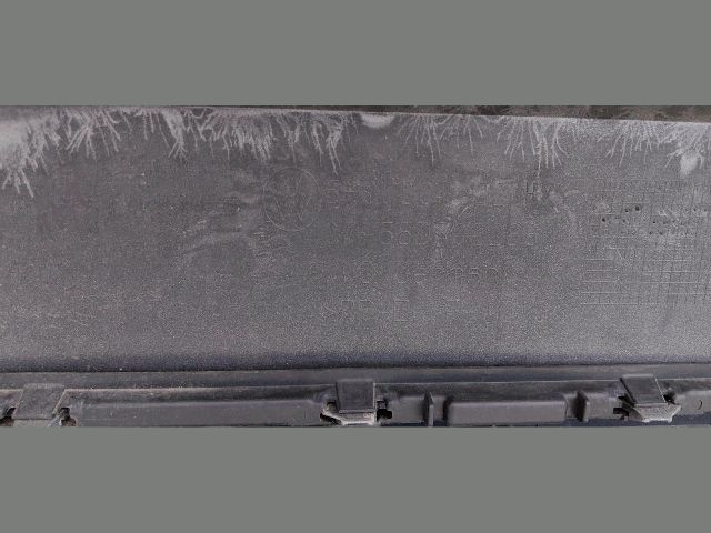 bontott VW GOLF VIII Első Lökhárító (Üresen)