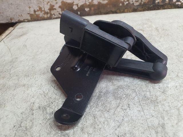 bontott VW GOLF VIII Fényszórómagasság Állító Motor Bal