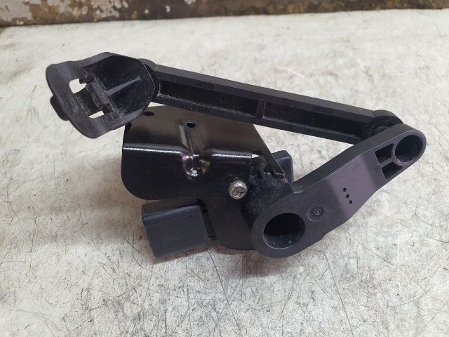 bontott VW GOLF VIII Fényszórómagasság Állító Motor Bal