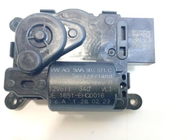 bontott VW GOLF VIII Fűtés Állító Motor