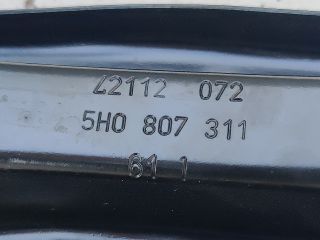 bontott VW GOLF VIII Hátsó Lökhárító Merevítő (Fém)