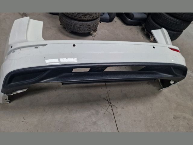 bontott VW GOLF VIII Hátsó Lökhárító (Részeivel)