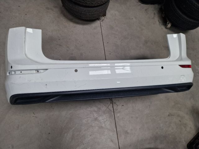 bontott VW GOLF VIII Hátsó Lökhárító (Részeivel)