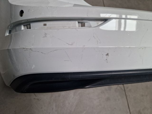 bontott VW GOLF VIII Hátsó Lökhárító (Részeivel)