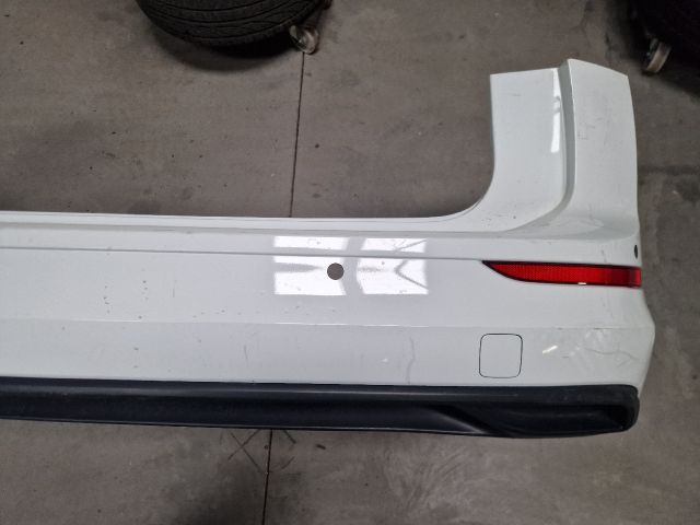 bontott VW GOLF VIII Hátsó Lökhárító (Részeivel)