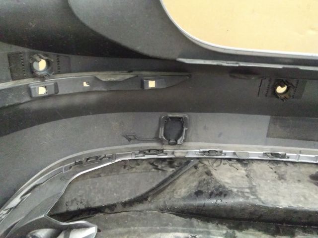 bontott VW GOLF VIII Hátsó Lökhárító (Részeivel)