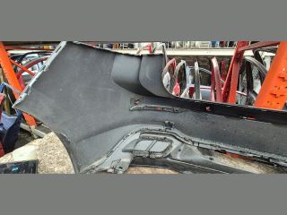 bontott VW GOLF VIII Hátsó Lökhárító (Üresen)