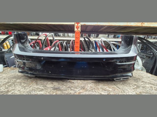 bontott VW GOLF VIII Hátsó Lökhárító (Üresen)