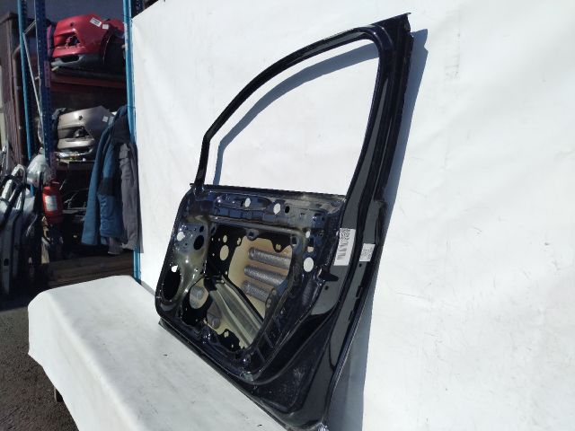 bontott VW GOLF VIII Jobb első Ajtó (Üres lemez)