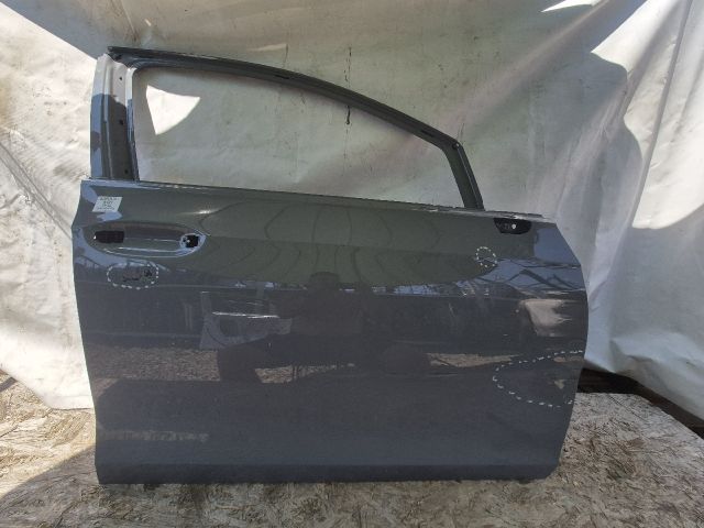 bontott VW GOLF VIII Jobb első Ajtó (Üres lemez)