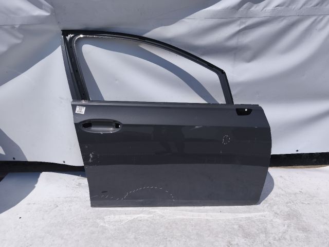 bontott VW GOLF VIII Jobb első Ajtó (Üres lemez)