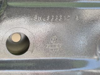 bontott VW GOLF VIII Jobb hátsó Ajtó (Üres lemez)