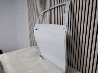 bontott VW GOLF VIII Jobb hátsó Ajtó (Üres lemez)