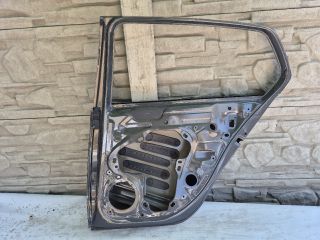 bontott VW GOLF VIII Jobb hátsó Ajtó (Üres lemez)