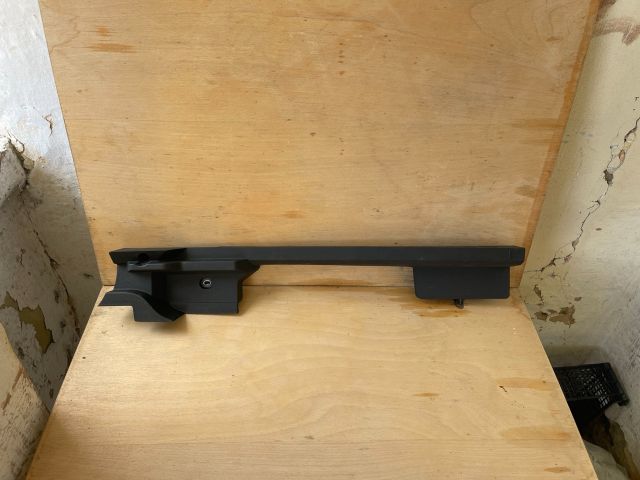 bontott VW GOLF VIII Jobb hátsó Csomagtér Burkolat (Műanyag)