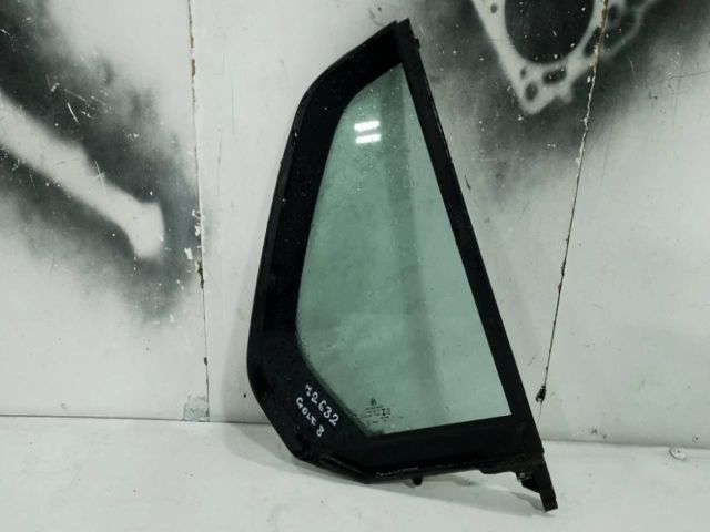 bontott VW GOLF VIII Jobb hátsó Fixüveg (Ajtóban)