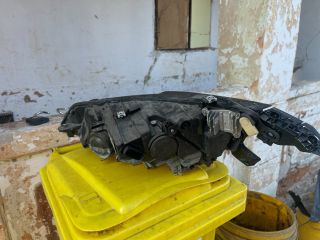 bontott VW GOLF VIII Jobb Ledes Fényszóró