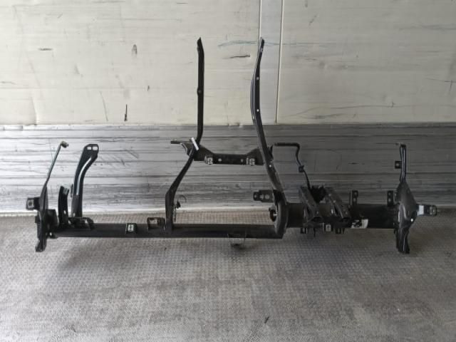 bontott VW GOLF VIII Tartó Bak