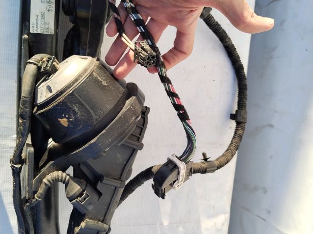 bontott VW GOLF VIII Vonóhorog